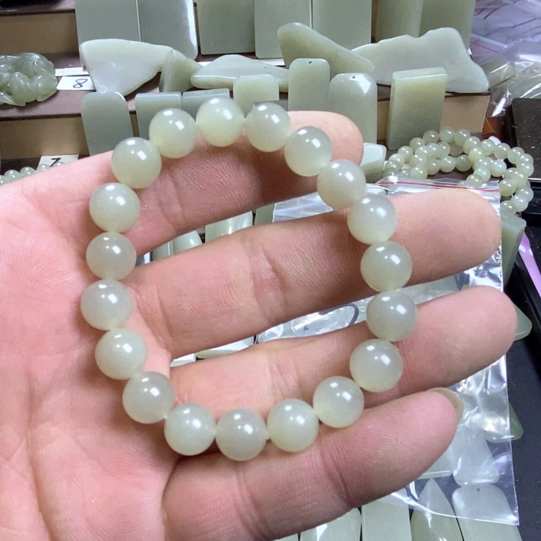 颈饰未镶嵌和田玉e*e39