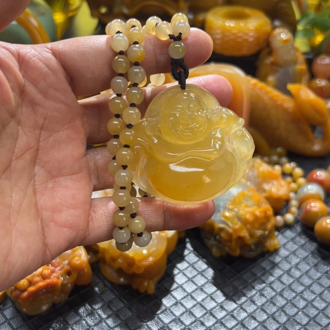 石英质玉未镶嵌颈饰