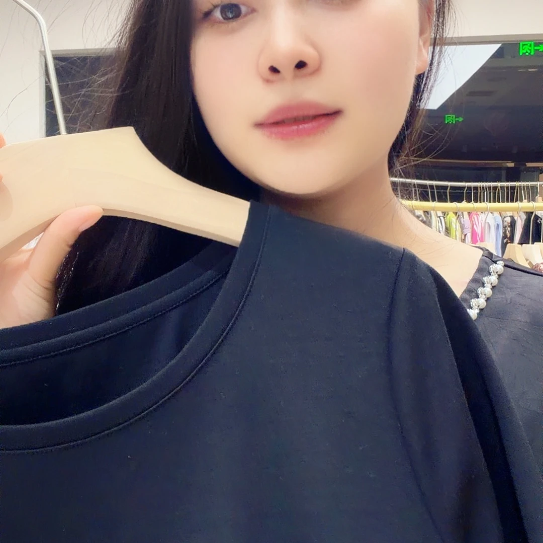似***阳哈哈哈哈哈哈哈哈哈