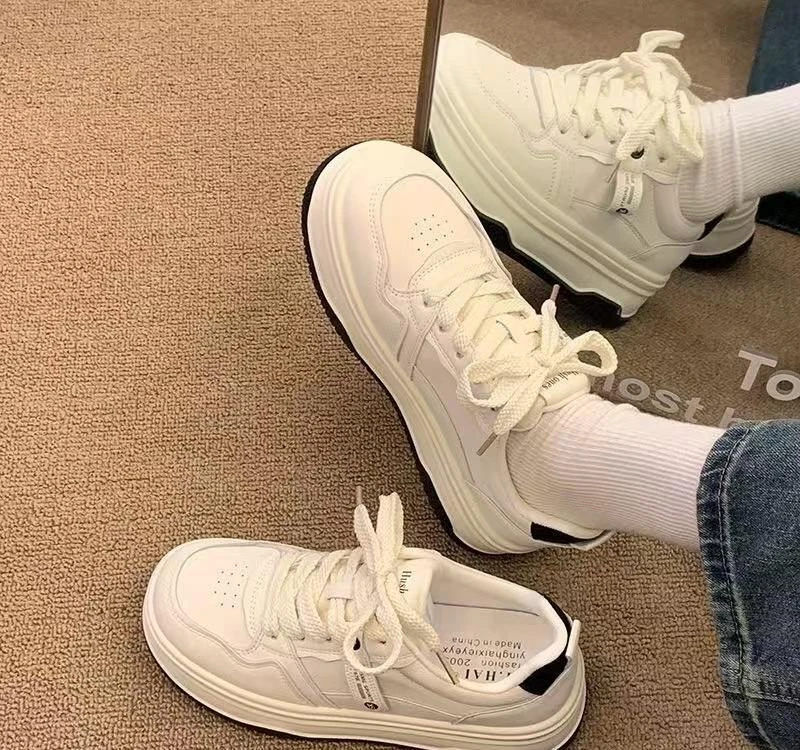 时尚百搭精品男女鞋