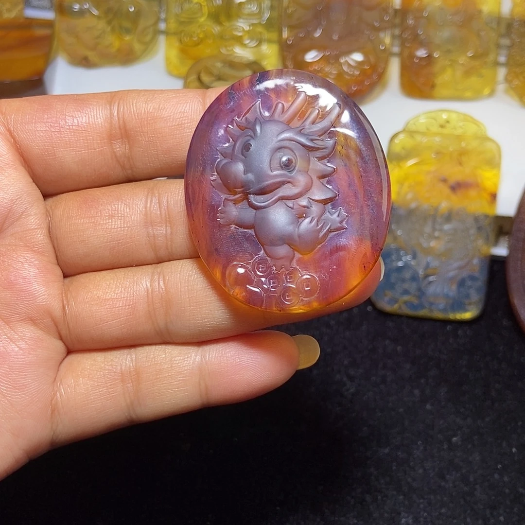 琥珀未镶嵌颈饰缅甸天然琥珀吊坠