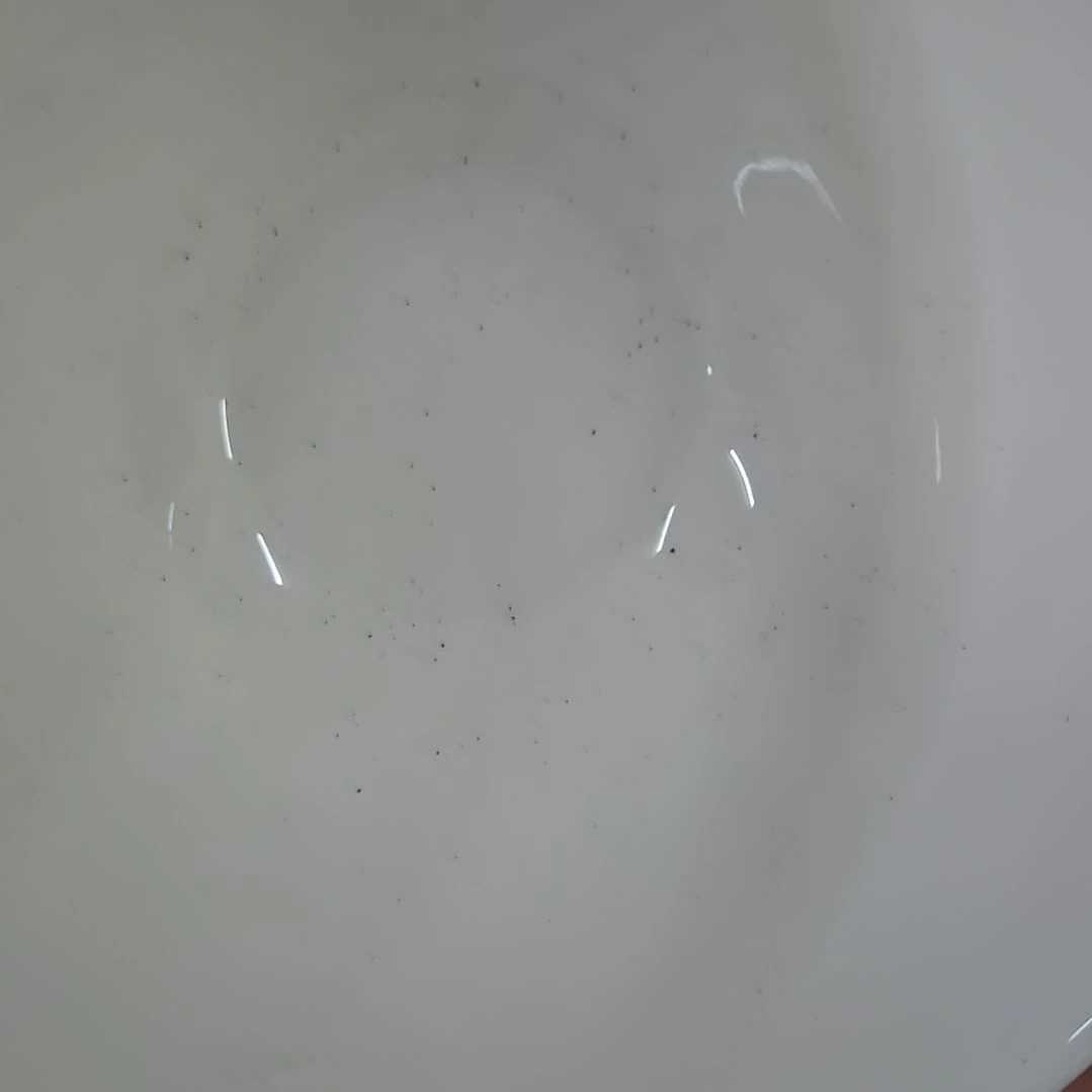 碗瑕疵内有黑点4.5寸6个琴瑟和鸣666666