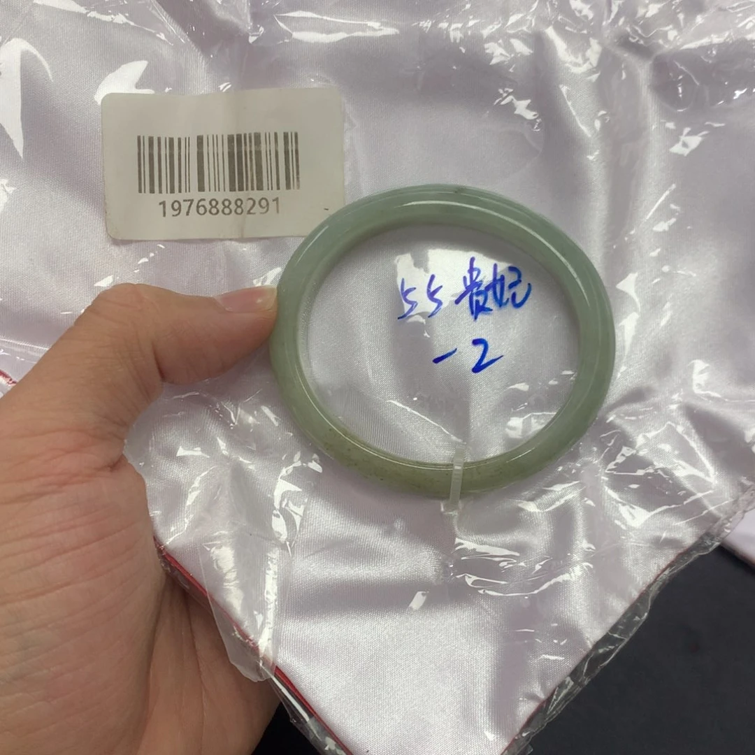 翡翠未镶嵌手镯天然缅甸翡翠手镯