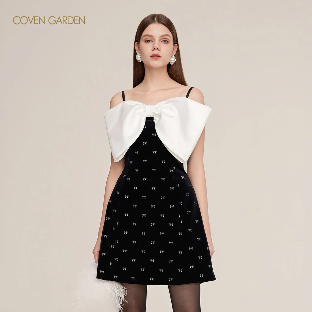 【陈大可】 丝绒蝴蝶结吊带连衣裙CLC3083338 COVEN GARDEN
