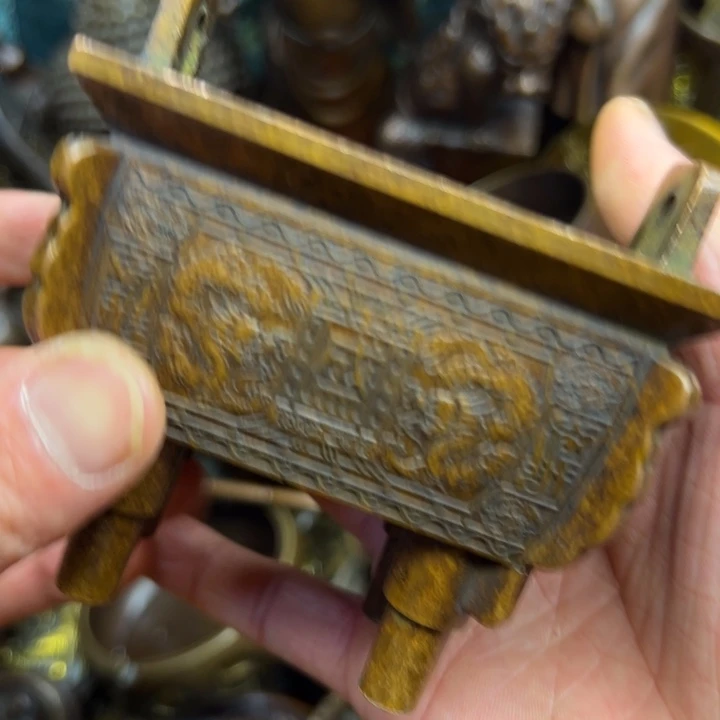 专属定制精美铜摆件