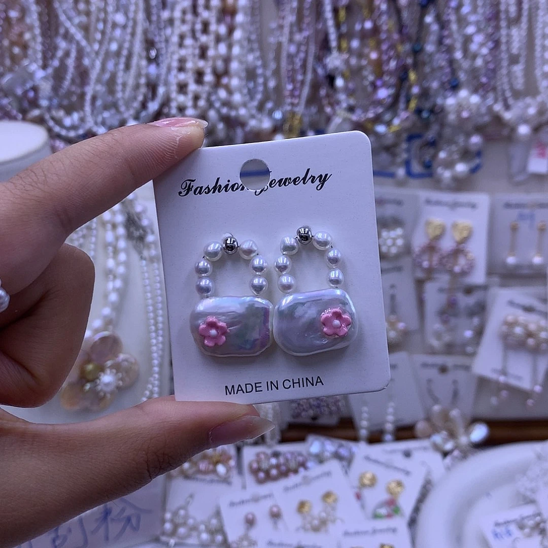 淡水珍珠合金颈饰