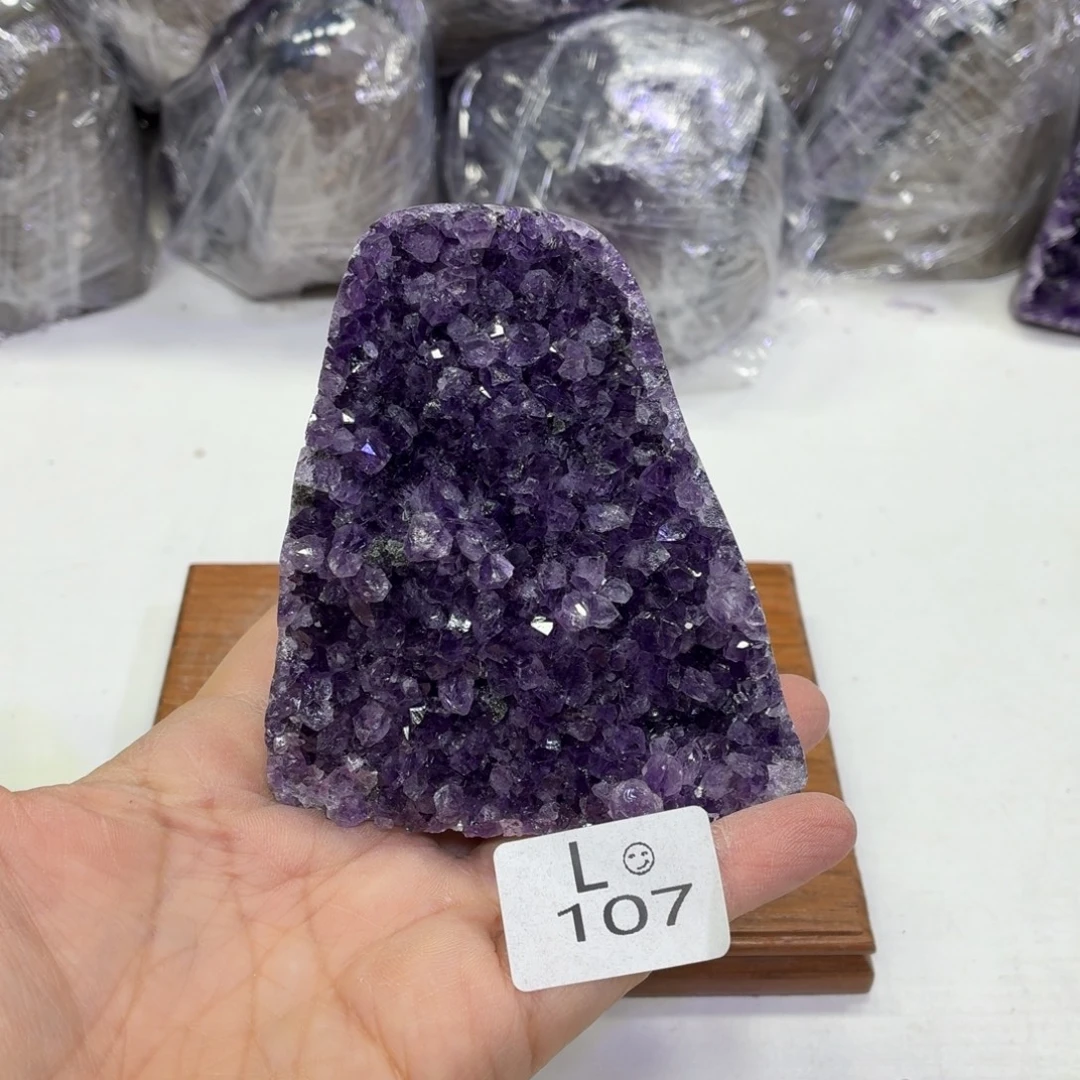 水晶摆件未镶嵌天然紫水晶