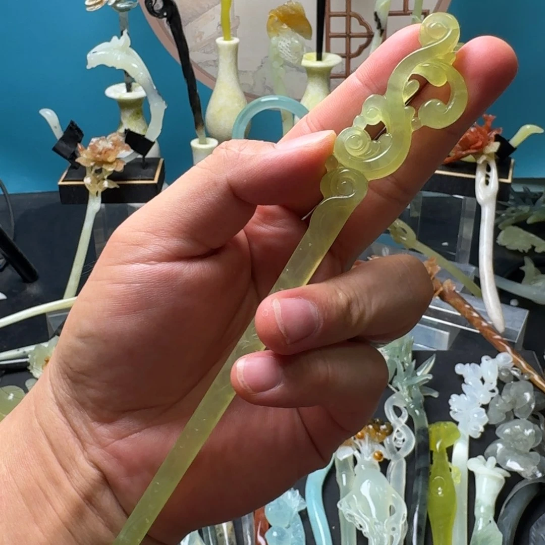 蛇纹石玉未镶嵌发饰