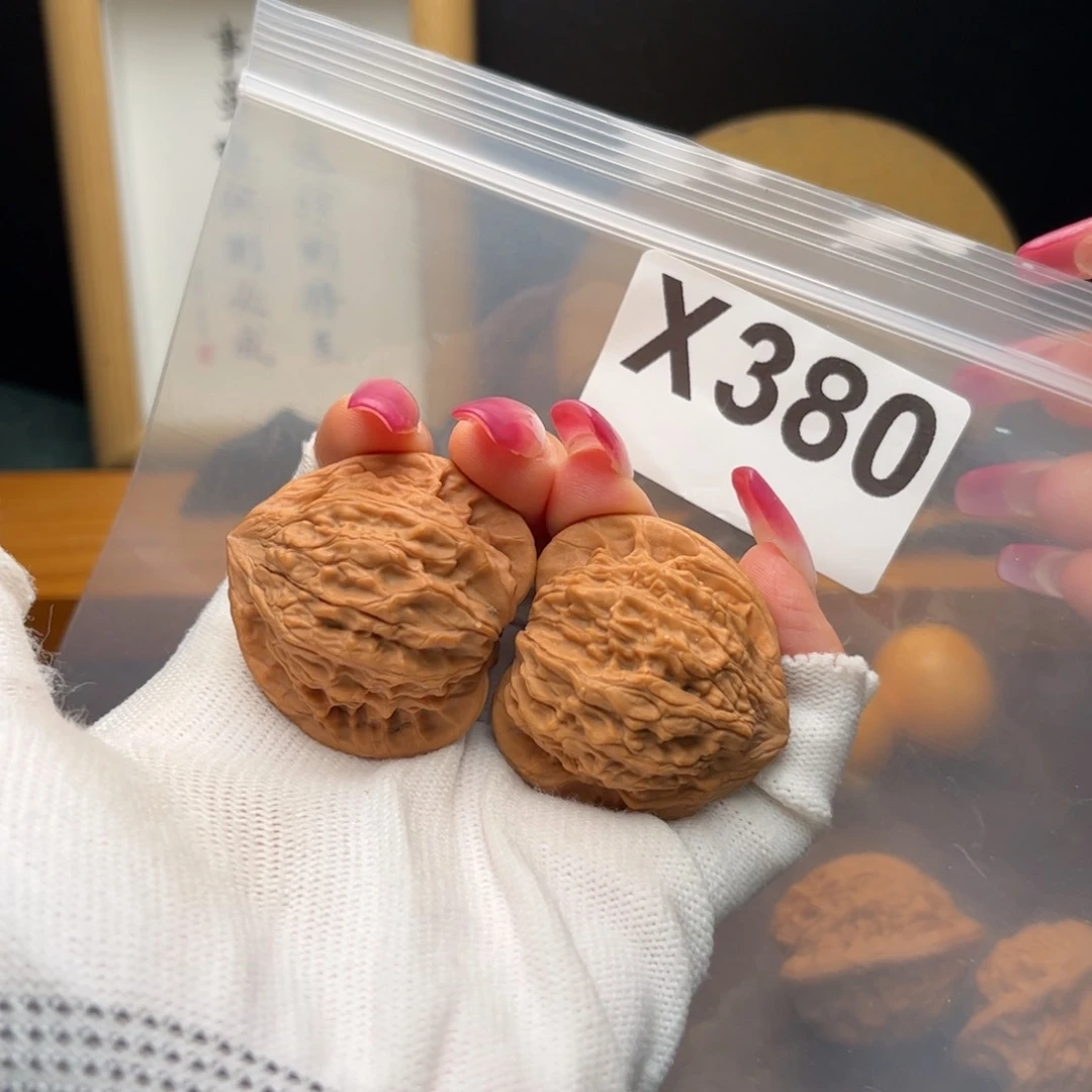 文玩核桃把件39左右七步沟x 380