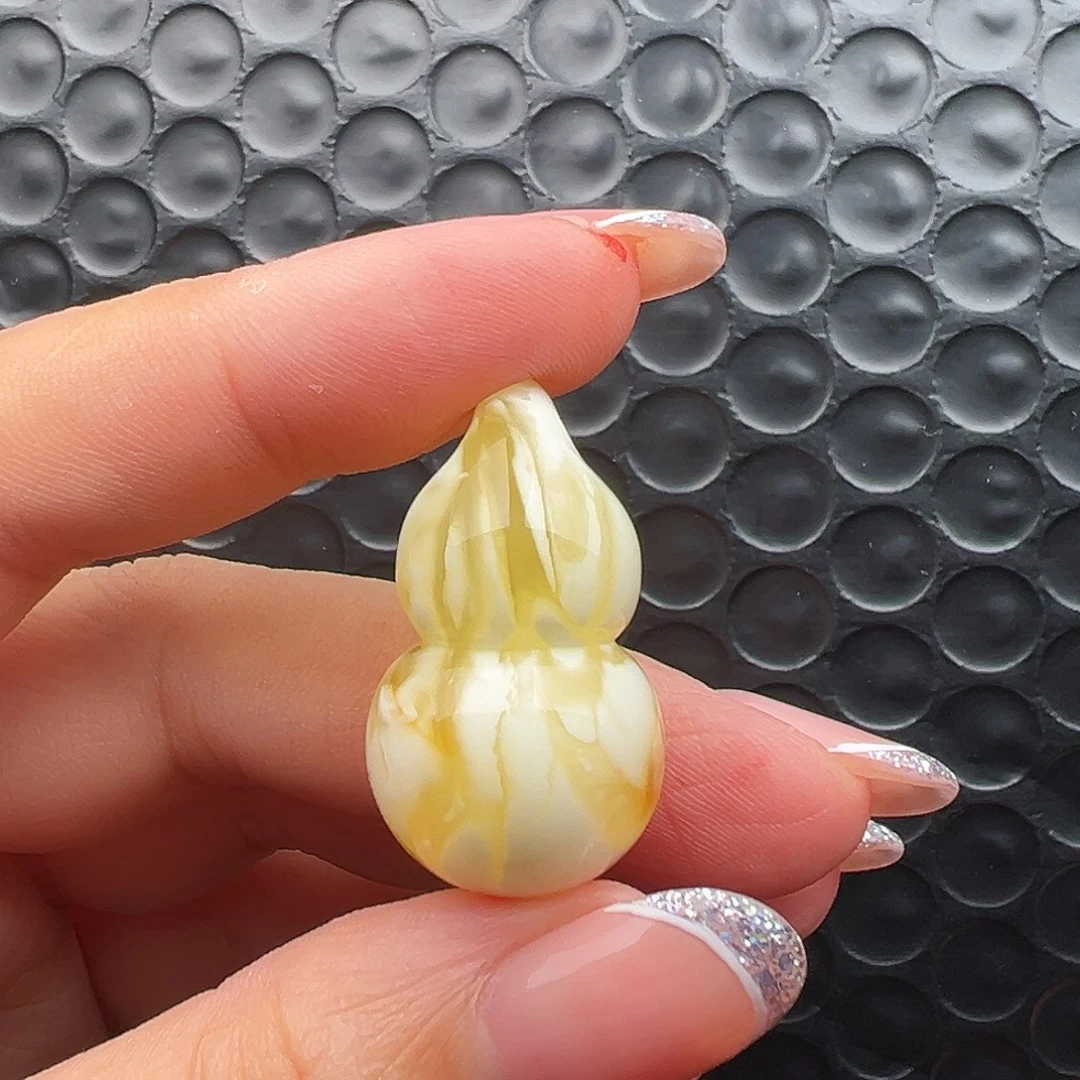 未镶嵌琥珀裸石葫芦