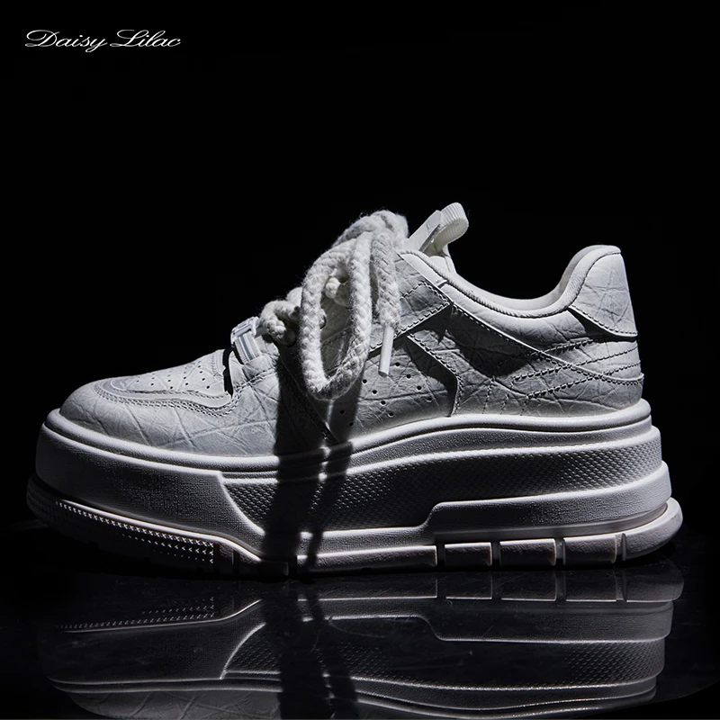 春秋时尚小白鞋百搭擦色板鞋女牛皮压纹做旧脏脏鞋GD-HY305370