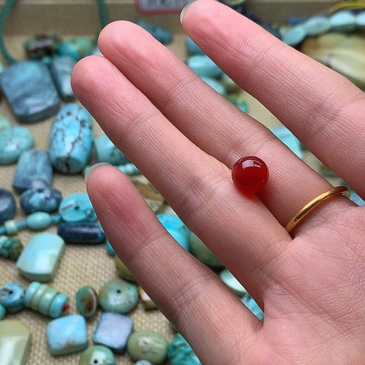 南红玛瑙未镶嵌珠宝奇石