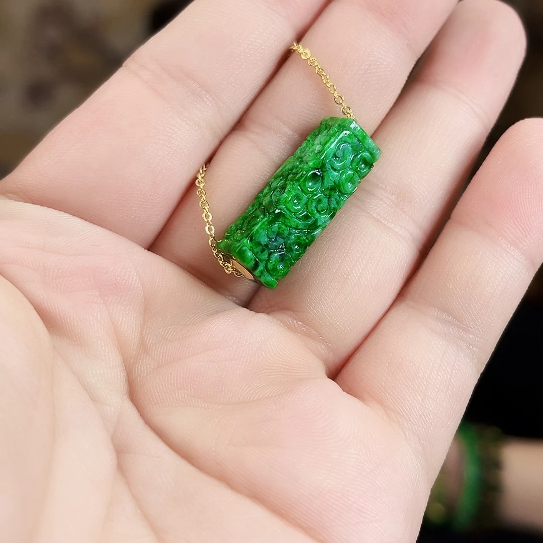翡翠18K金镶嵌颈饰多样性发货