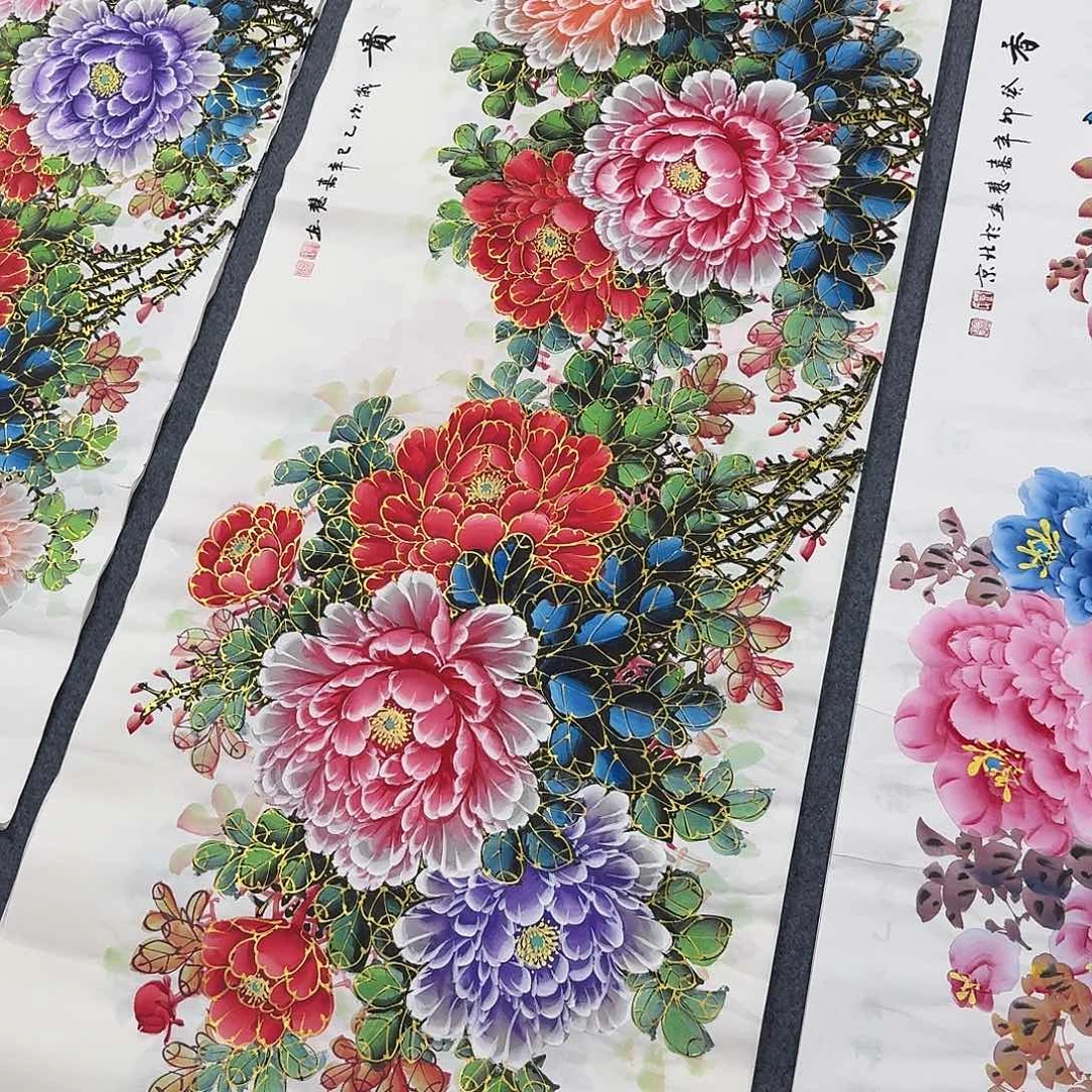 坚***底国画180x70花开富贵