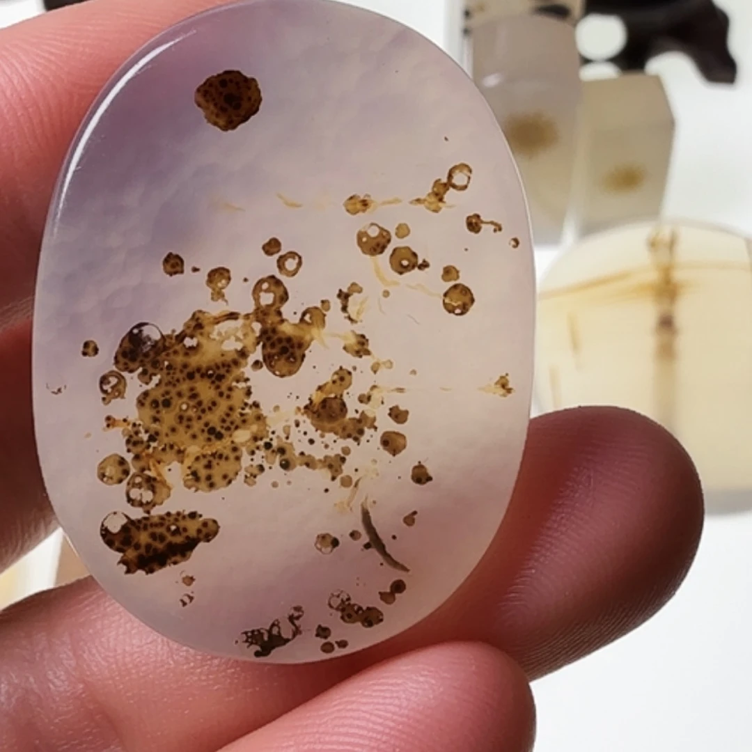 玛瑙/玉髓未镶嵌珠宝半成品