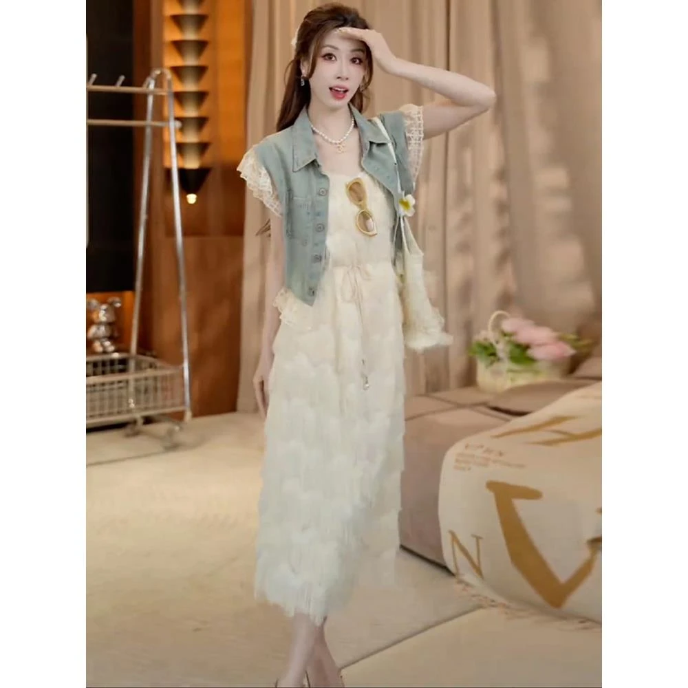 夏日绝美穿搭套装女装2025新款蕾丝拼接牛仔外套吊带连衣裙两件套