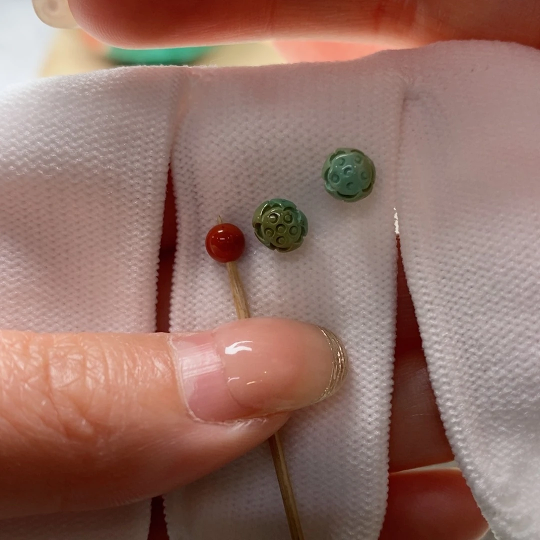 南红玛瑙颈饰未镶嵌