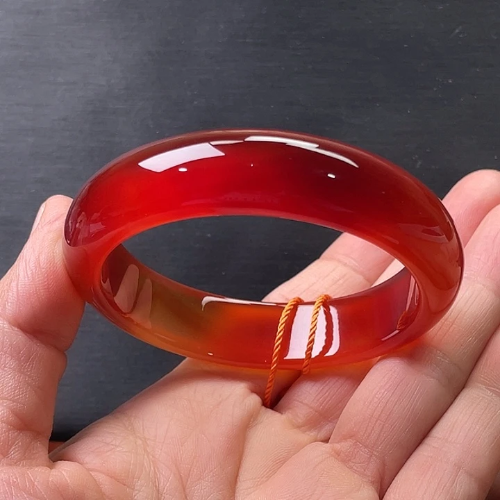 玛瑙/玉髓未镶嵌手镯55圈口