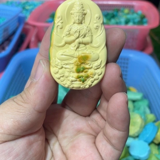 未镶嵌菱锰矿珠宝半成品