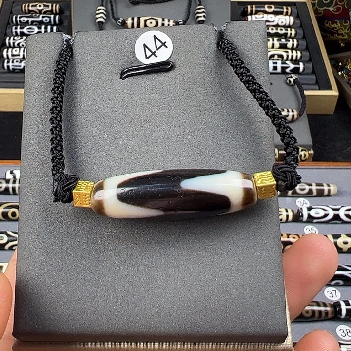 乾***杯玛瑙/玉髓颈饰未镶嵌