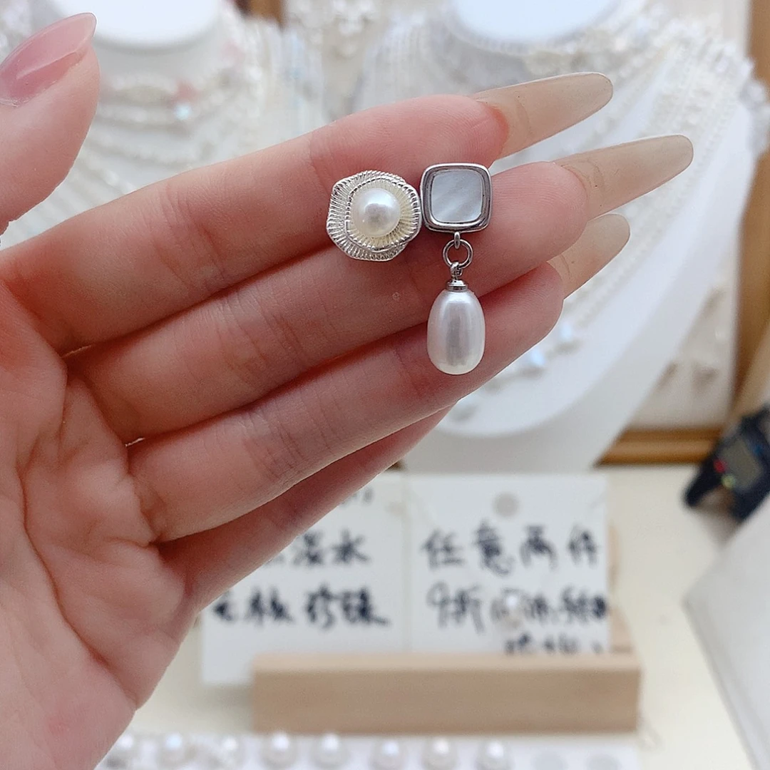 颈饰银S925镶嵌淡水珍珠