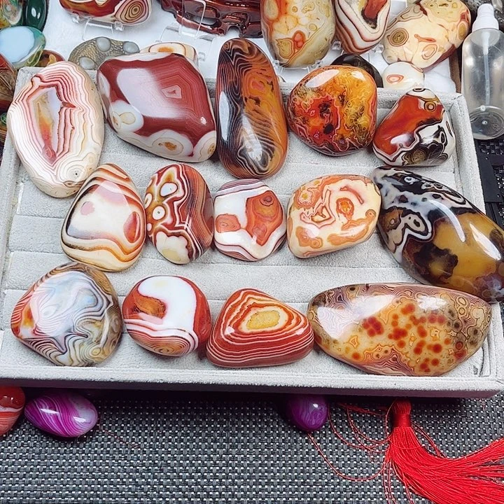 玛瑙/玉髓未镶嵌耳饰