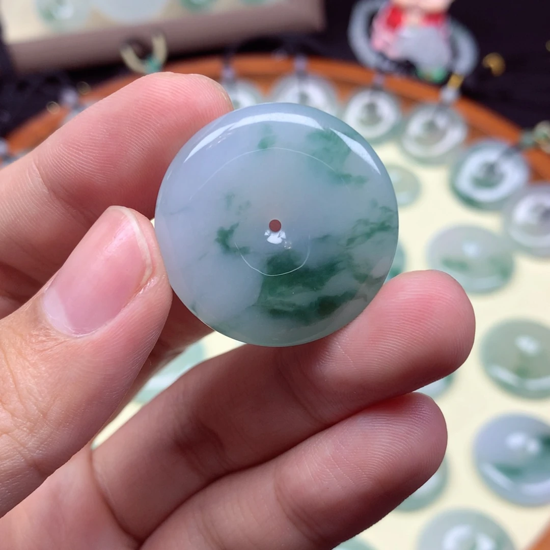 翡翠未镶嵌颈饰吊坠29.5/5.7mm