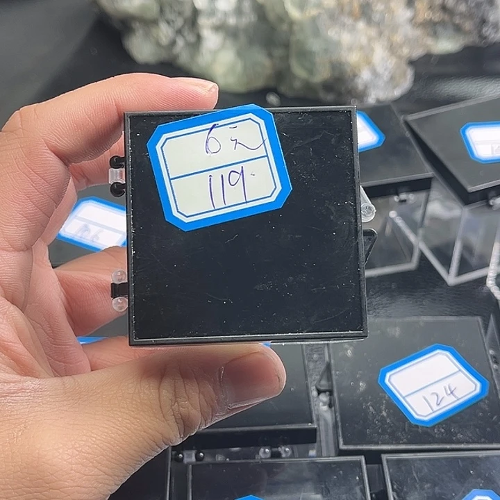 殴***拳石材116号675468999