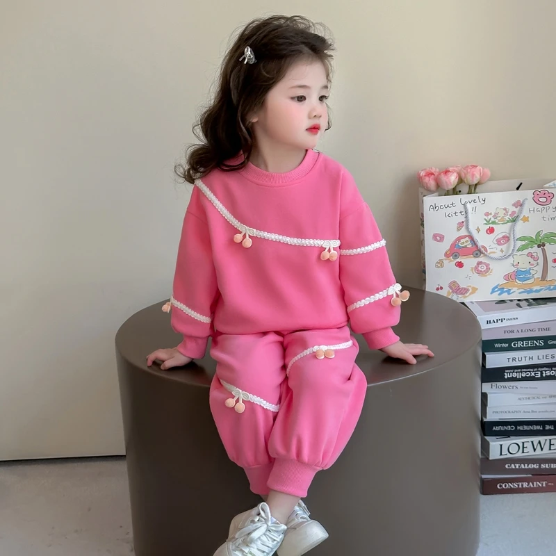女童春秋卫衣套装新款洋气时尚韩版女宝休闲运动套花边毛球两件套