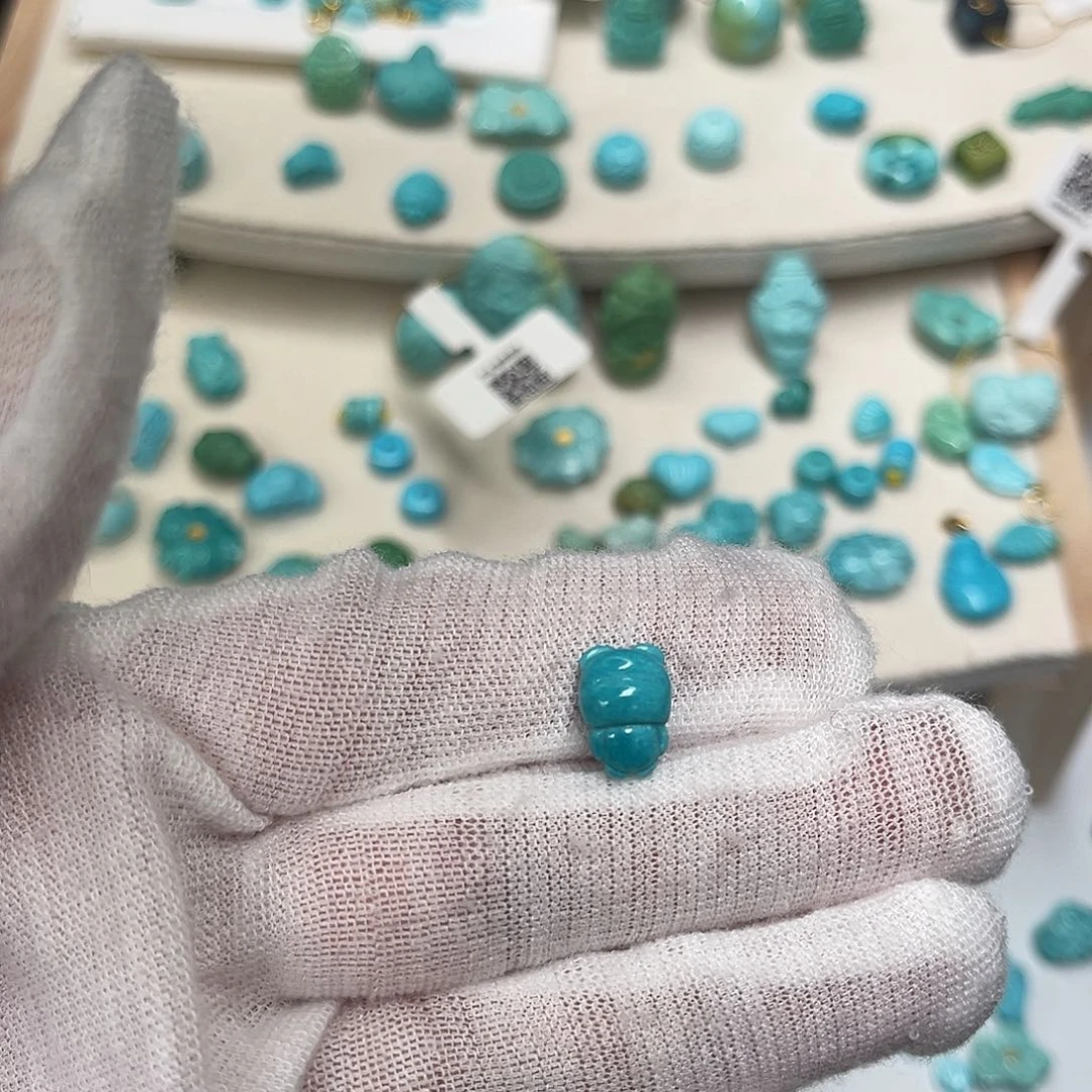 绿松石未镶嵌珠宝半成品