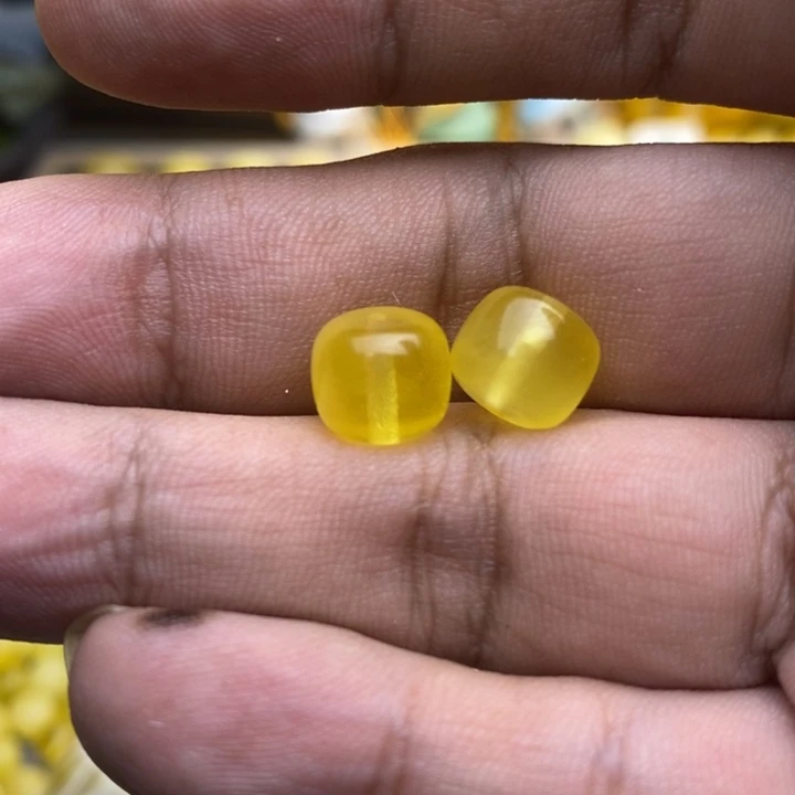 琥珀裸石未镶嵌8号9.6*8.4微瑕