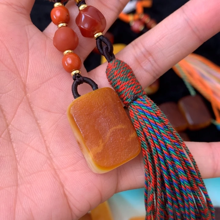 原皮留皮切牌配饰