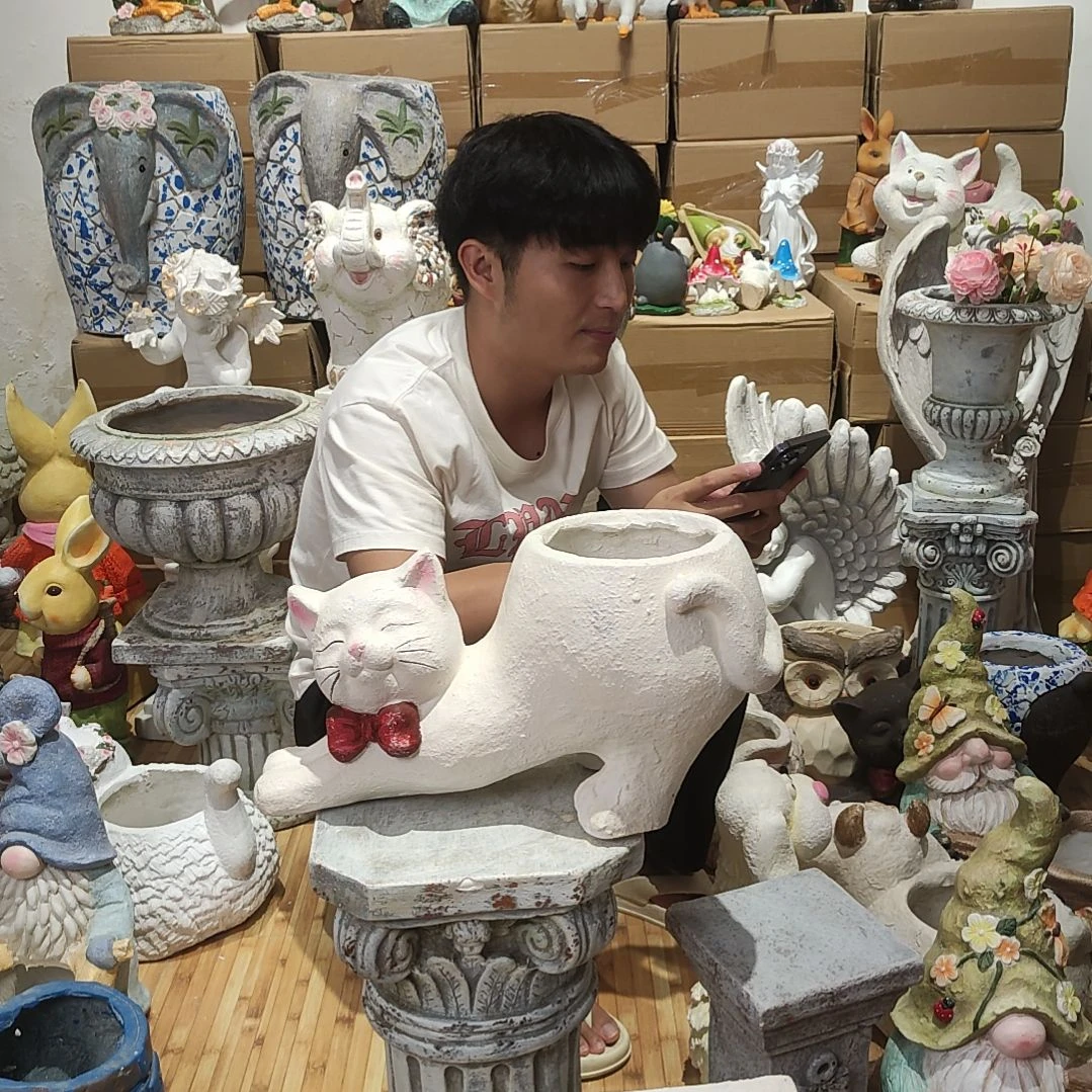 合成树脂翘屁股猫咪花盆