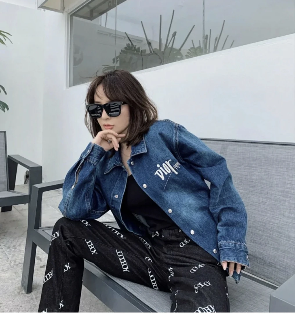 DIOR/迪奥 aa1318 胸前刺绣牛仔外套 46码 95新 微污