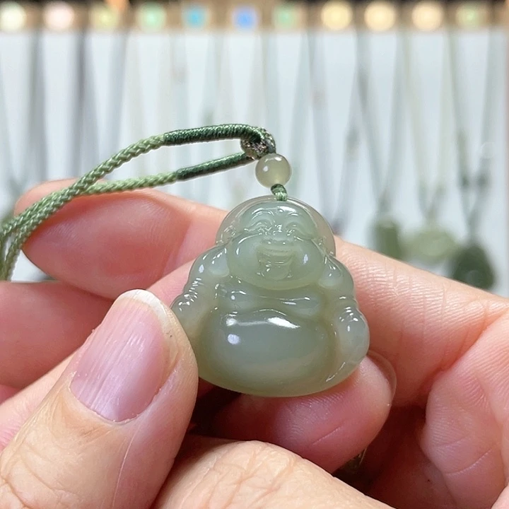 和田玉颈饰未镶嵌百****植