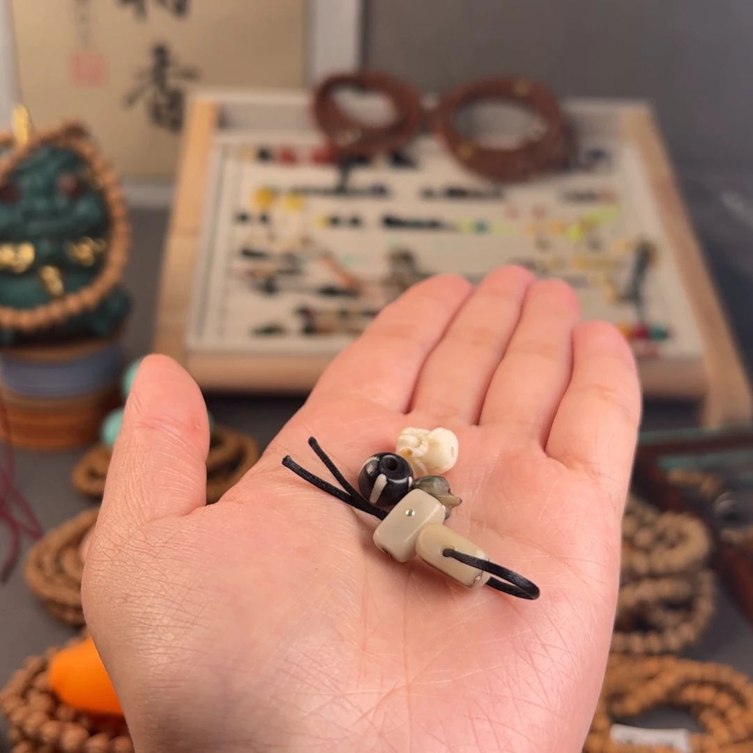 柏香籽/百香籽吊坠伯***丘