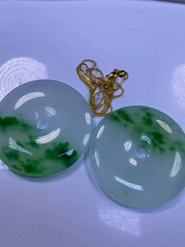 平安扣绿飘花（配绳子）随机发一个L154