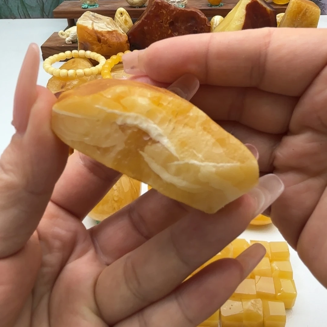 糖***蒜定制琥珀未镶嵌琥珀