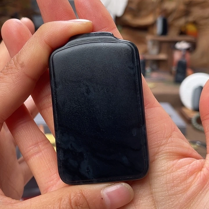 和田玉（墨玉）未镶嵌吊坠(不含链)青花墨78克