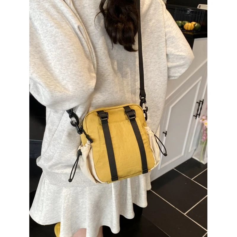 时尚撞色2025新款户外防水百搭斜挎包手机小包运动休闲精致单肩包