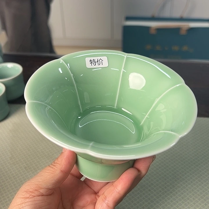 龙泉云间青瓷小米茶器