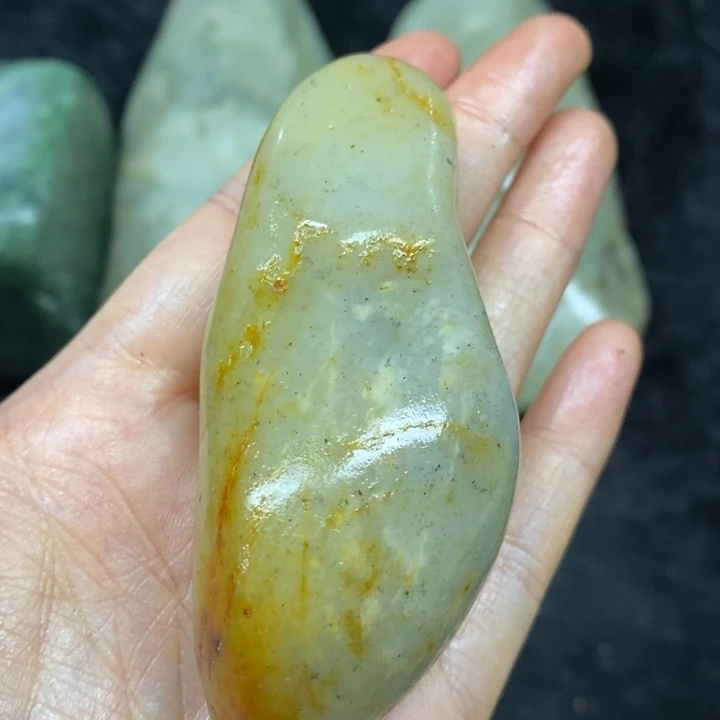 未镶嵌和田玉（糖玉）挂件