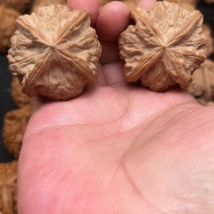 吊坠文玩核桃你们都在