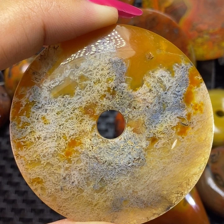 玛瑙/玉髓颈饰未镶嵌