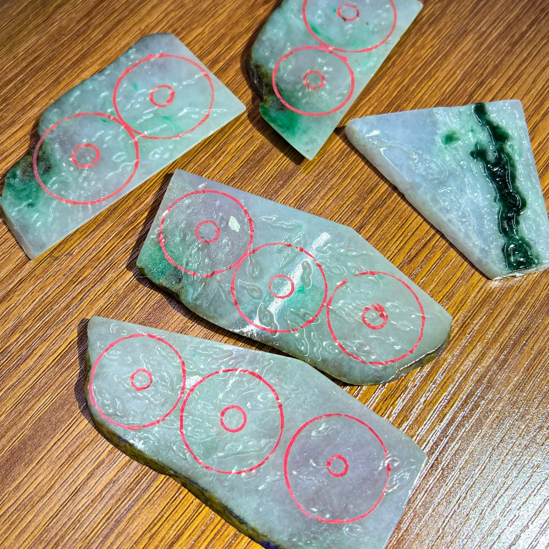 缅甸翡翠吊坠项链