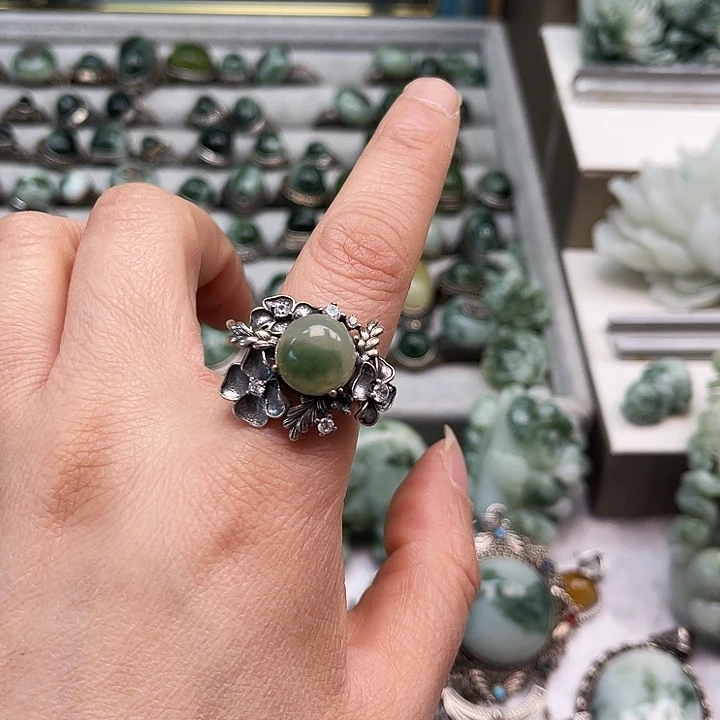 透闪石-蛇纹石玉戒指未镶嵌倾**5