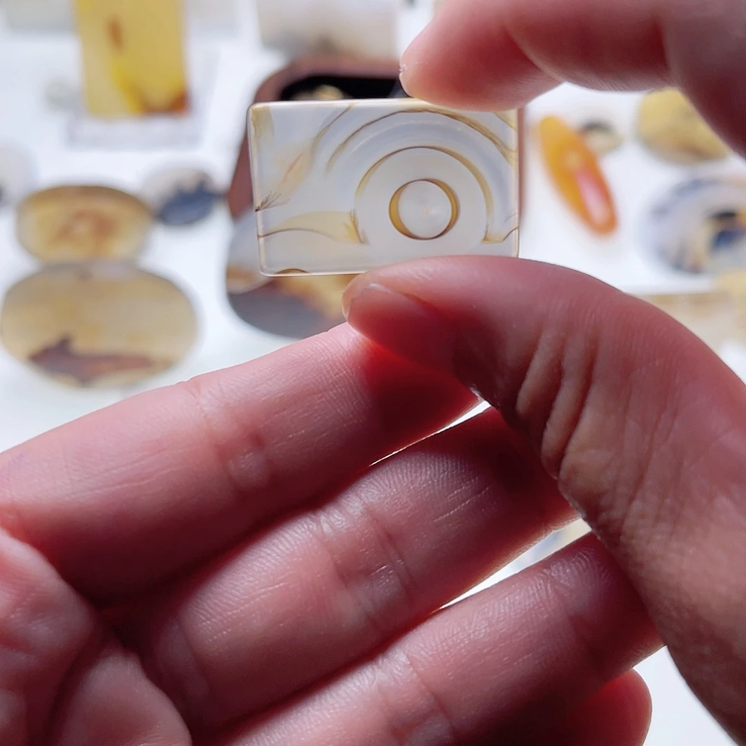 【闪购商品】玛瑙/玉髓未镶嵌珠宝半成品