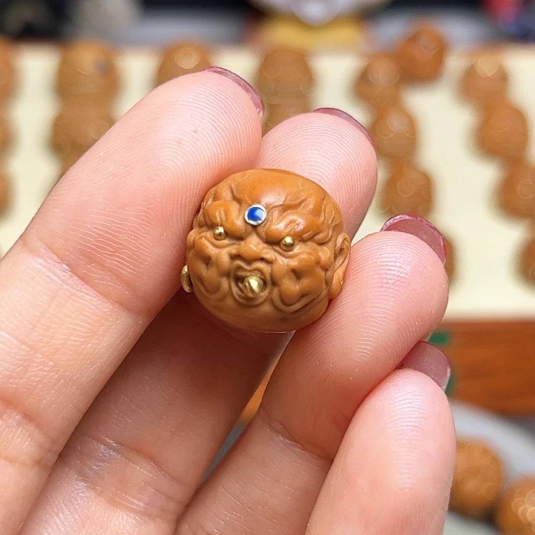 把件猴头核桃怒吼