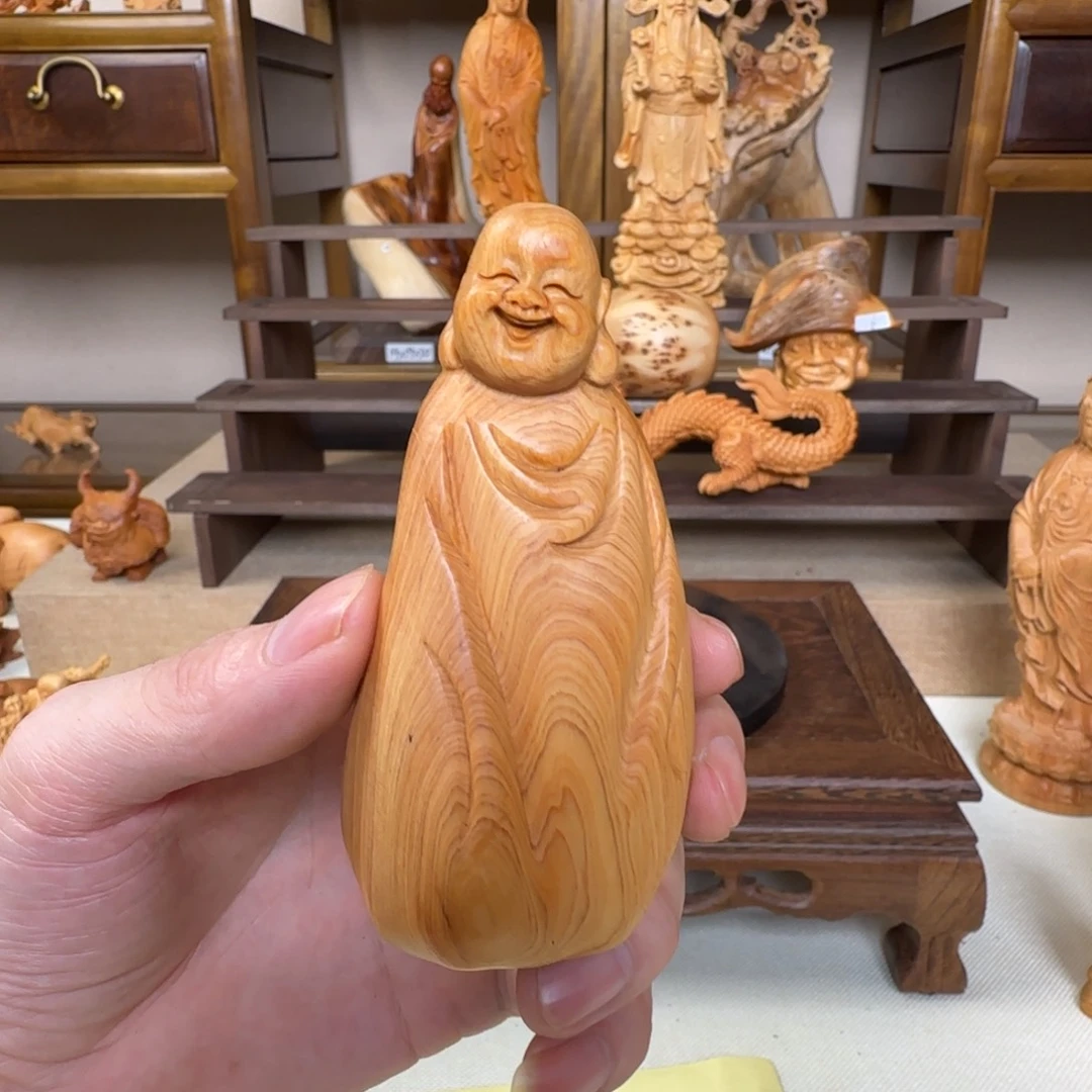 崖柏小木匠艺雕一物一拍