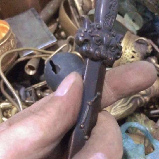 丐***帮闪电购铜摆件工艺品